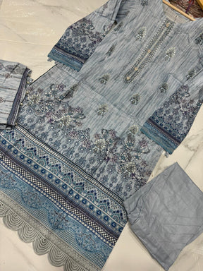 NISHAT INSPIRED’ EMBROIDERED LAWN 3PC READYMADE - NEL431