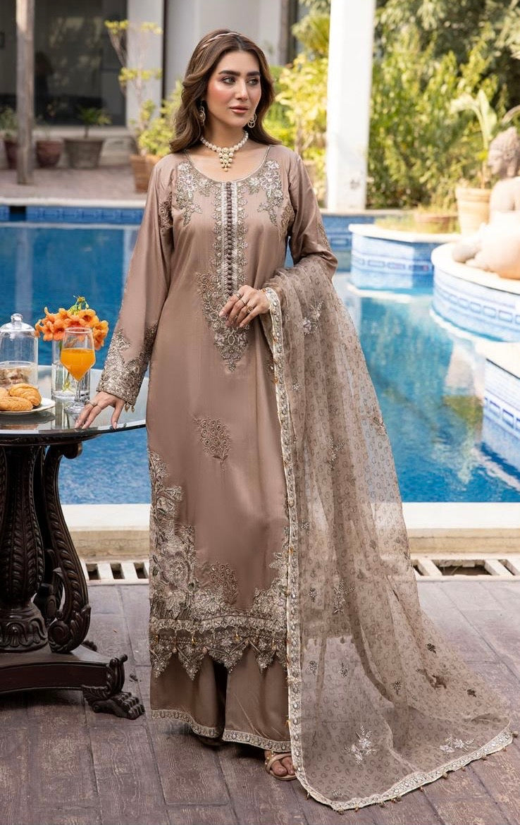SIMRANS Suffuse by shiffonz 3 piece embroidered suit 001