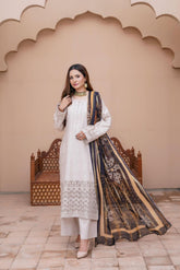 MUNIRA | EMBROIDERED LAWN READYMADE | MUL12