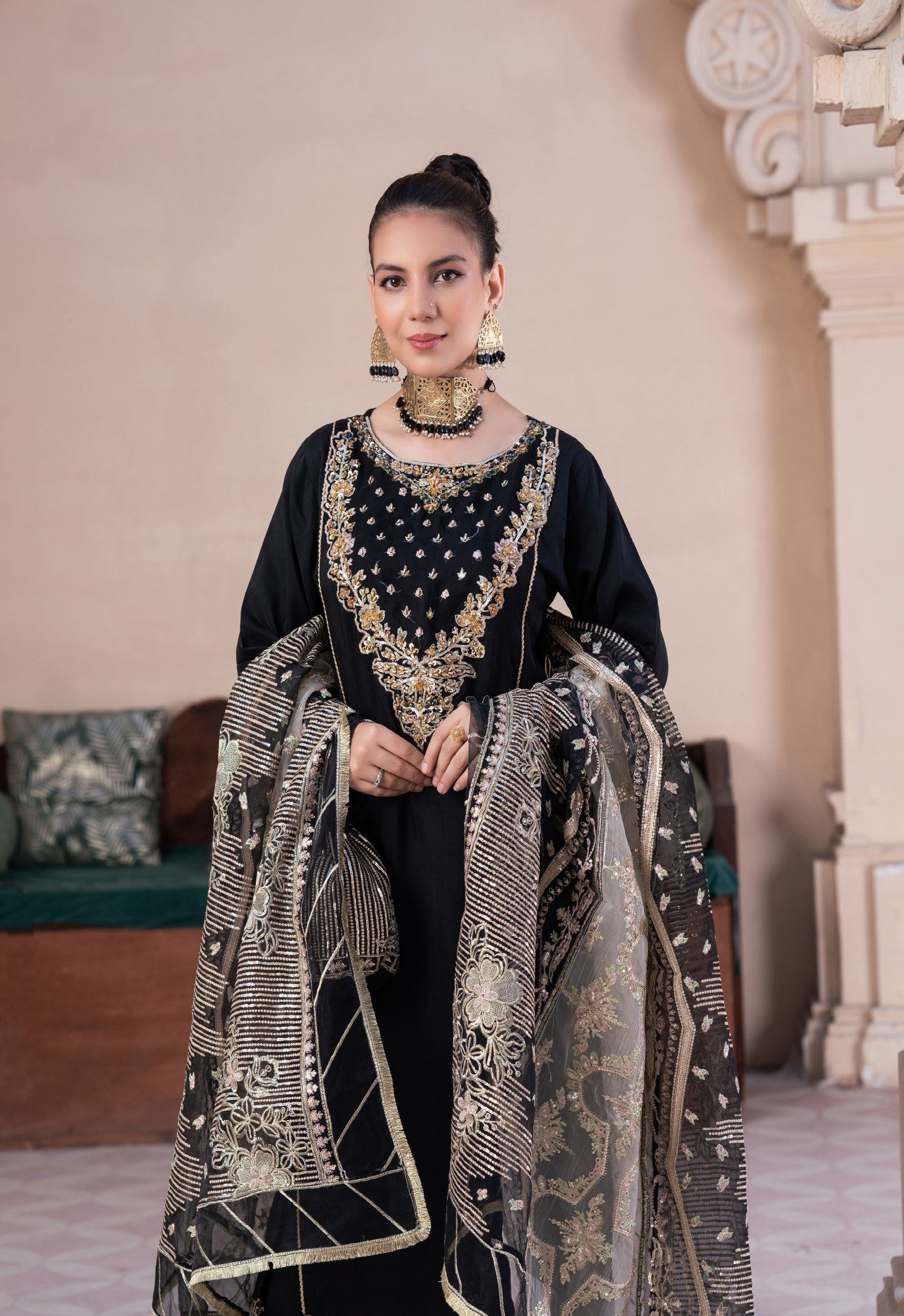 SIMRANS ‘CHAMAK DAMAK’ | EMBROIDERED FANCY COTTON  3PC READYMADE | SM481