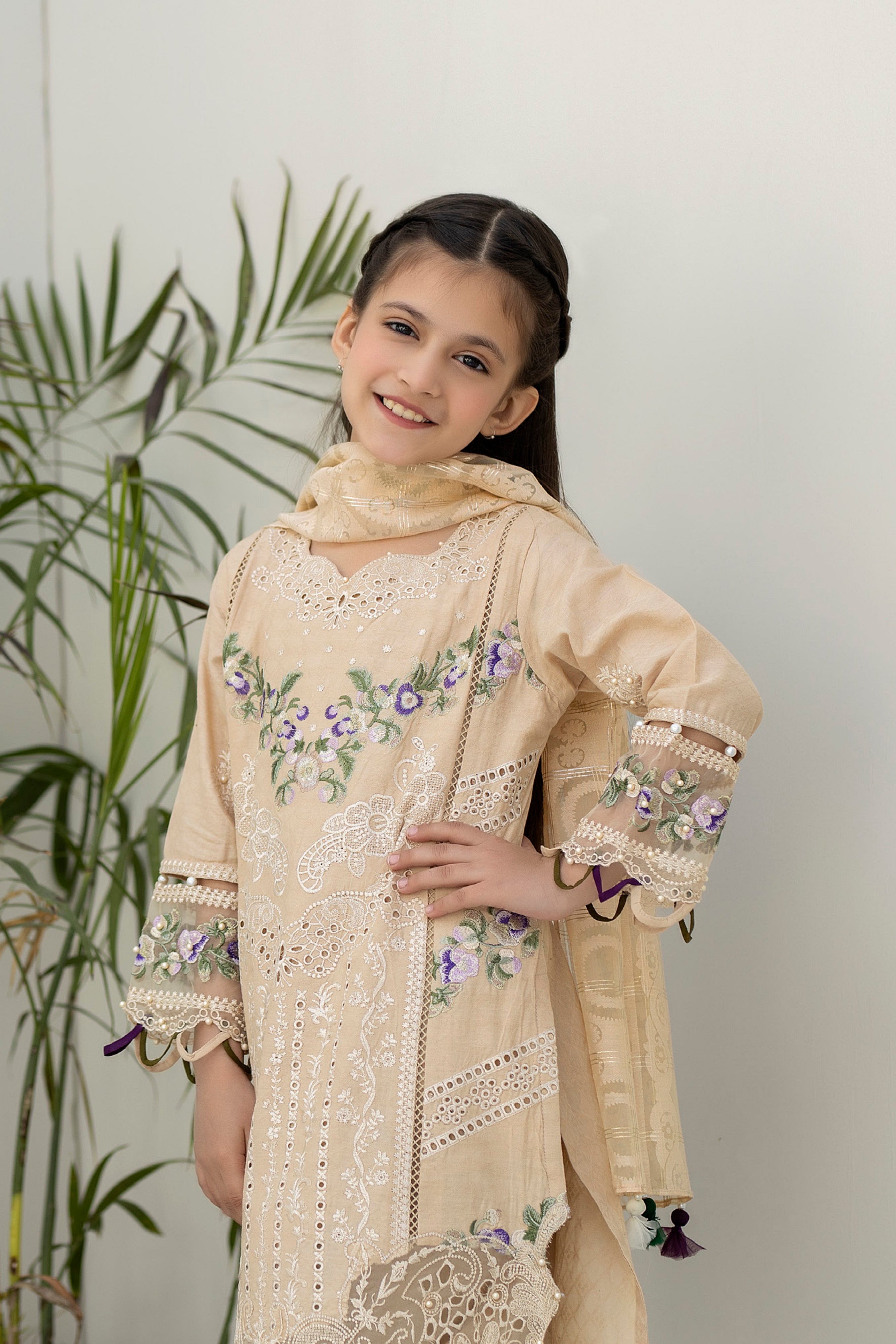 SIMRANS EID FESTIVE CHIKANKARI JACQUARD MUMMY & ME/kids 3PC READYMADE - SEE4303