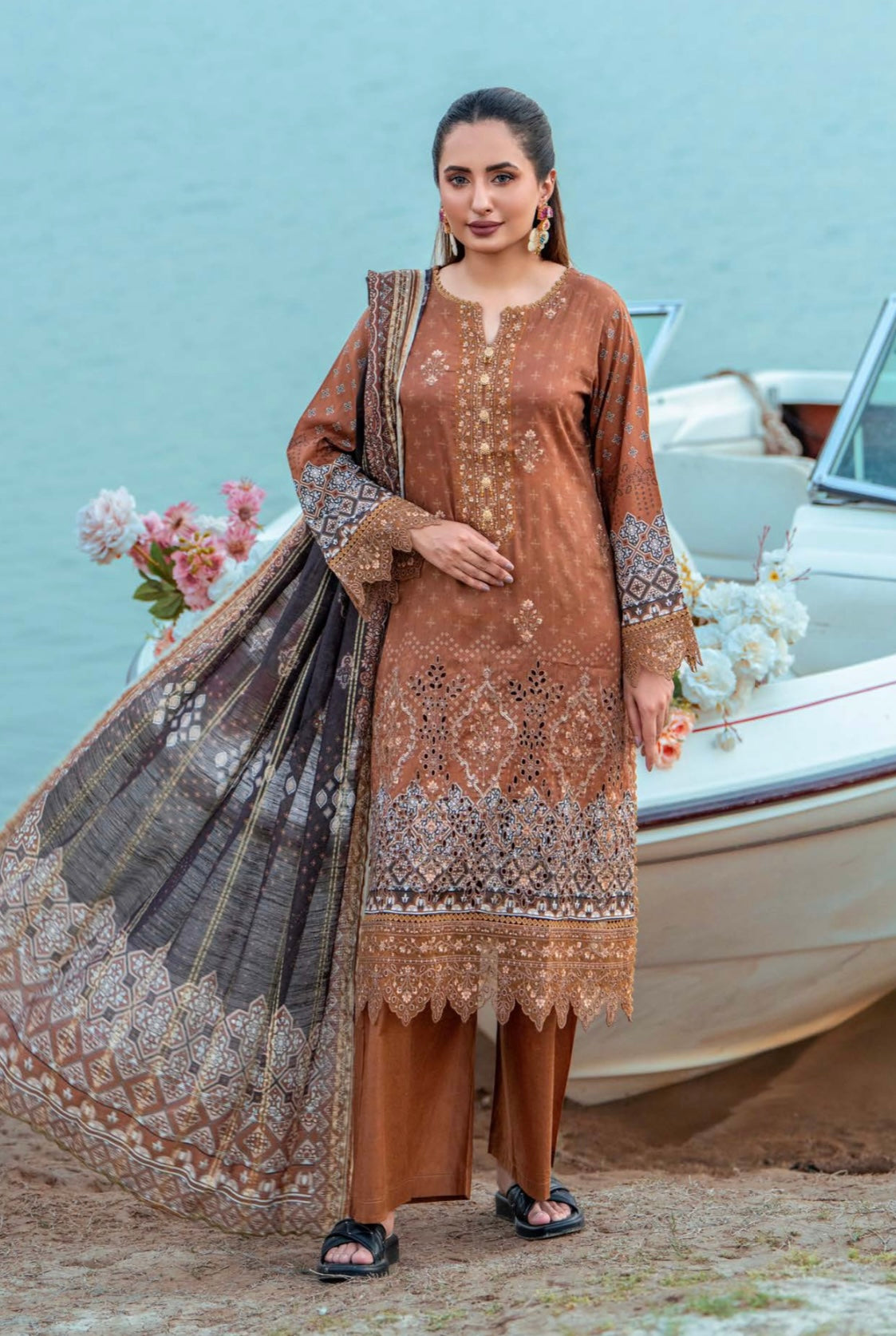 MUNIRA | EMBROIDERED LAWN READYMADE | MVL02