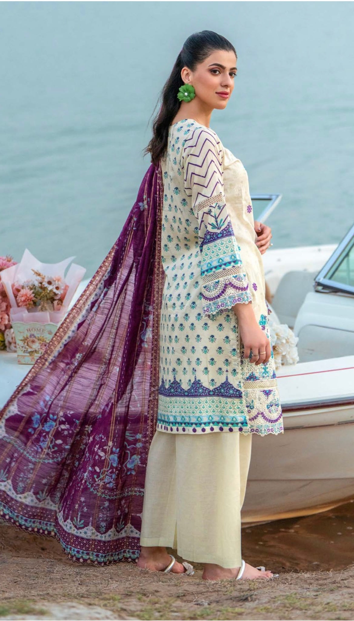 MUNIRA | EMBROIDERED LAWN READYMADE | MVL04