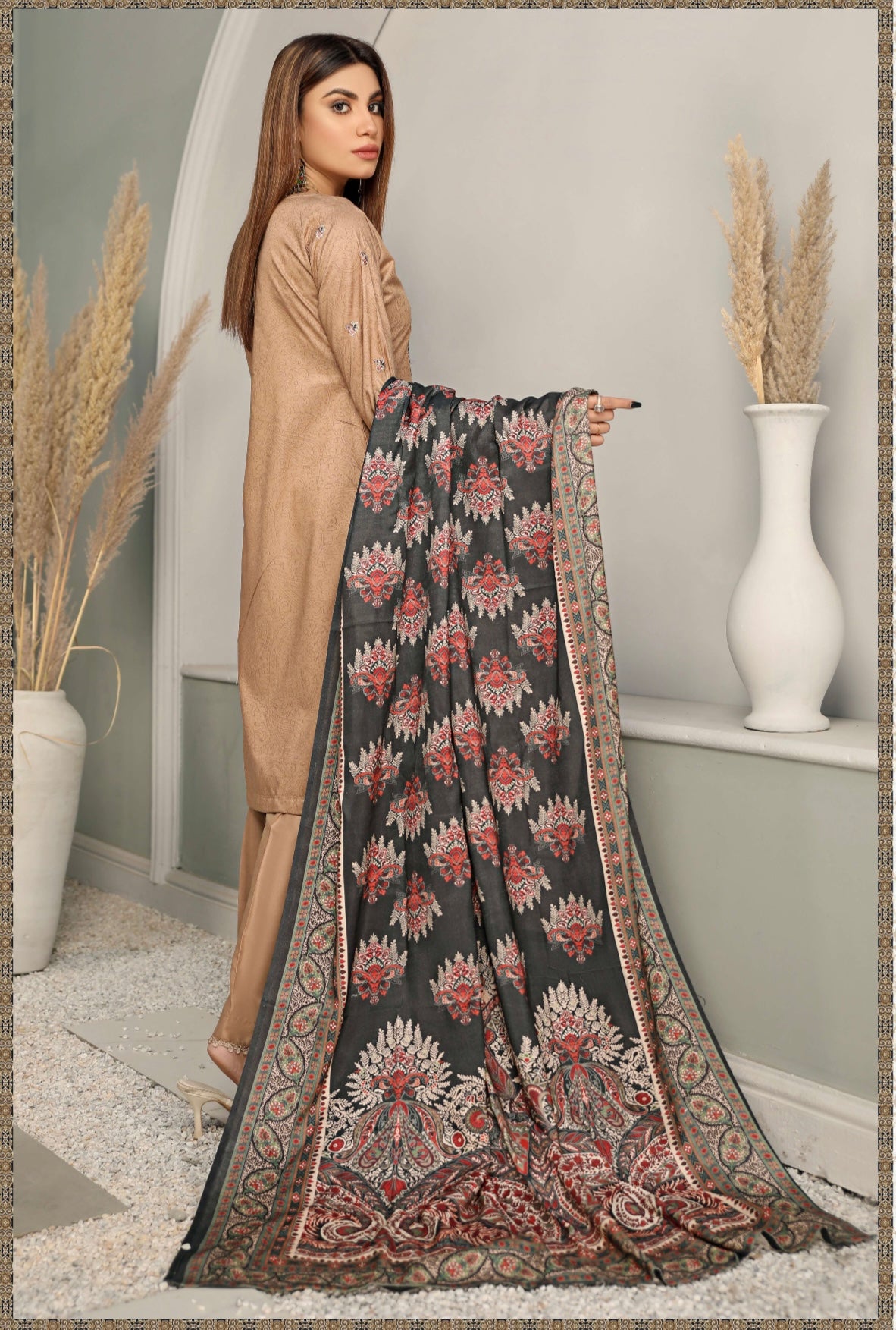 MAHJABEEN BY SIMRANS EMBROIDERED LINEN 3PC READYMADE SMJL002