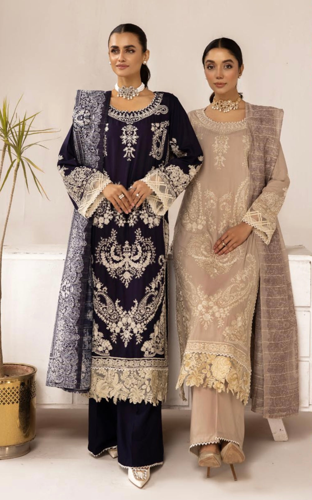 SIMRANS |SANA SAFINA DIGITAL EMBROIDERED LINEN 3PC READYMADE | ARTICLE-04