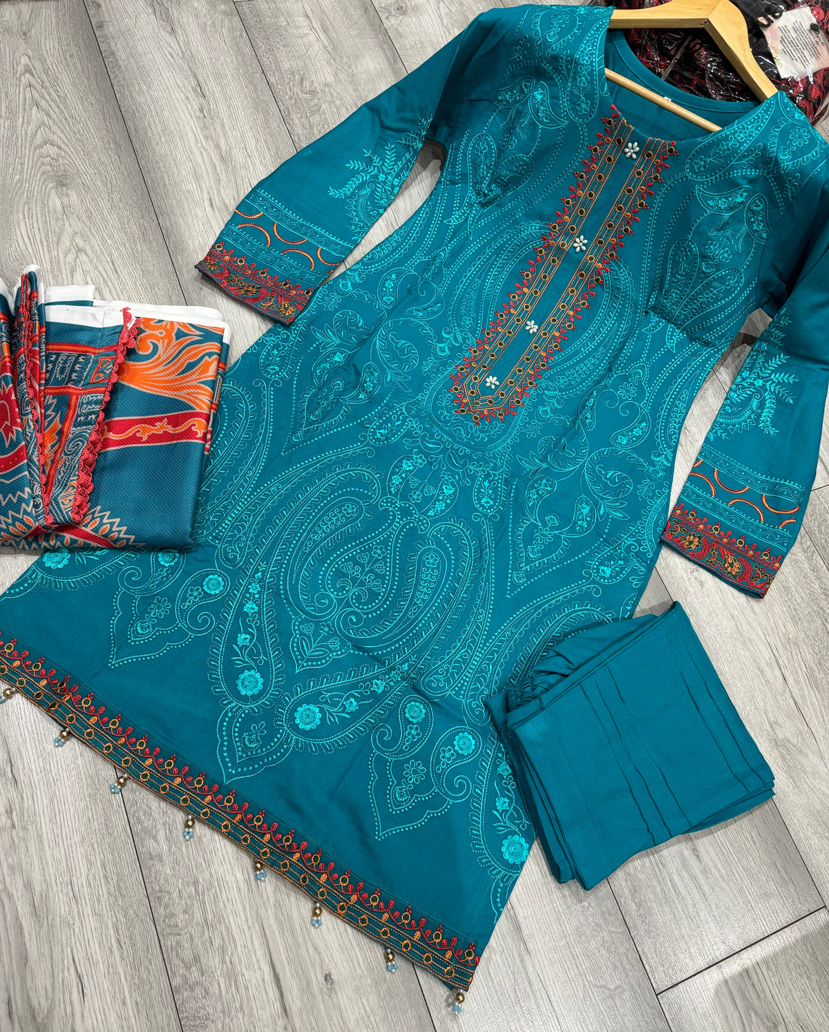 AROOSH INSPIRED | EMBROIDERED 3PC DHANAK READYMADE | MBD7883