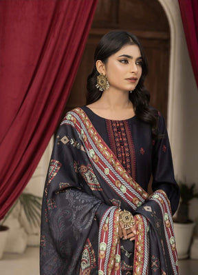 SIMRANS ‘MAAHI’ | EMBROIDERED DHANAK SHAWL READYMADE | SM714