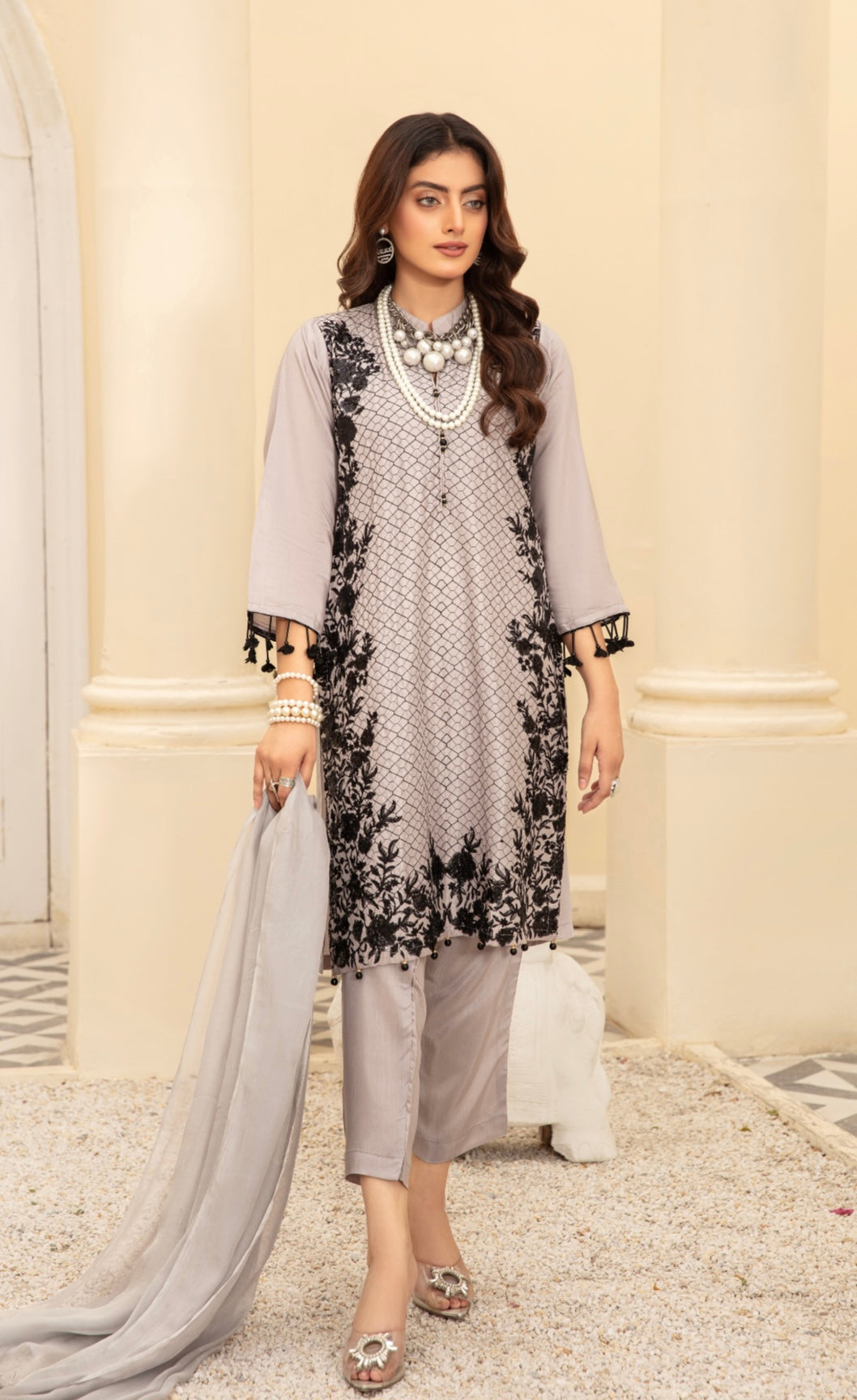 SIMRANS ‘LIANA’ | EMBROIDERED VISCOSE 3PC READYMADE | SM352