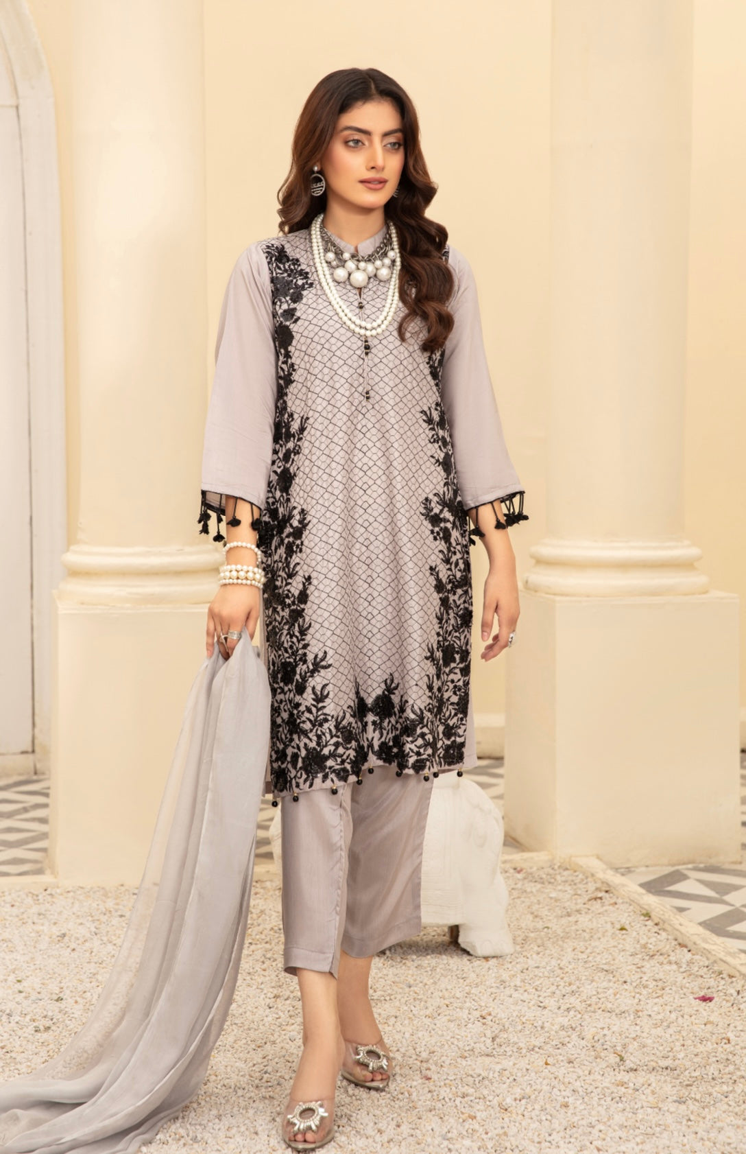 SIMRANS ‘LIANA’ | EMBROIDERED VISCOSE 3PC READYMADE | SM352