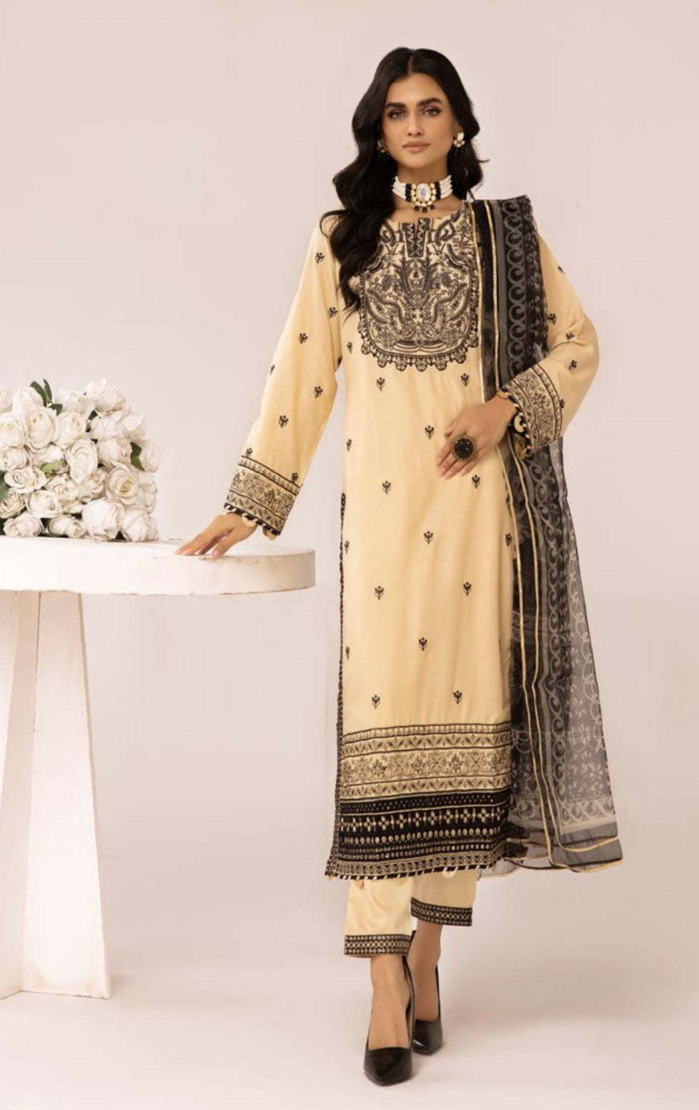 SIMRANS Muskari Embroidered Cream 3PC Readymade SIMM0201