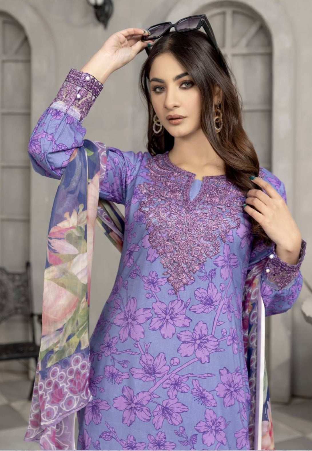 SIMRANS ‘NISA’ | EMBROIDERED LINEN 3PC READYMADE | SM391