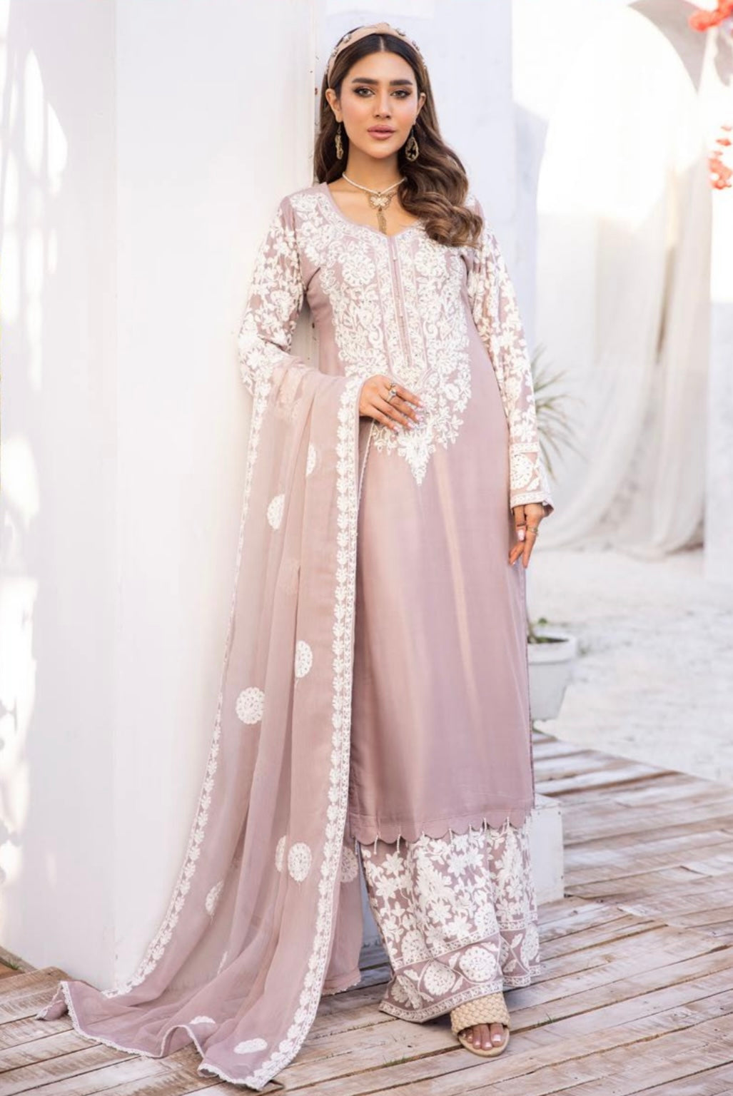 SIMRANS ‘YUMNA Z PRET’ | EMBROIDERED LINEN 3PC READYMADE | SM396