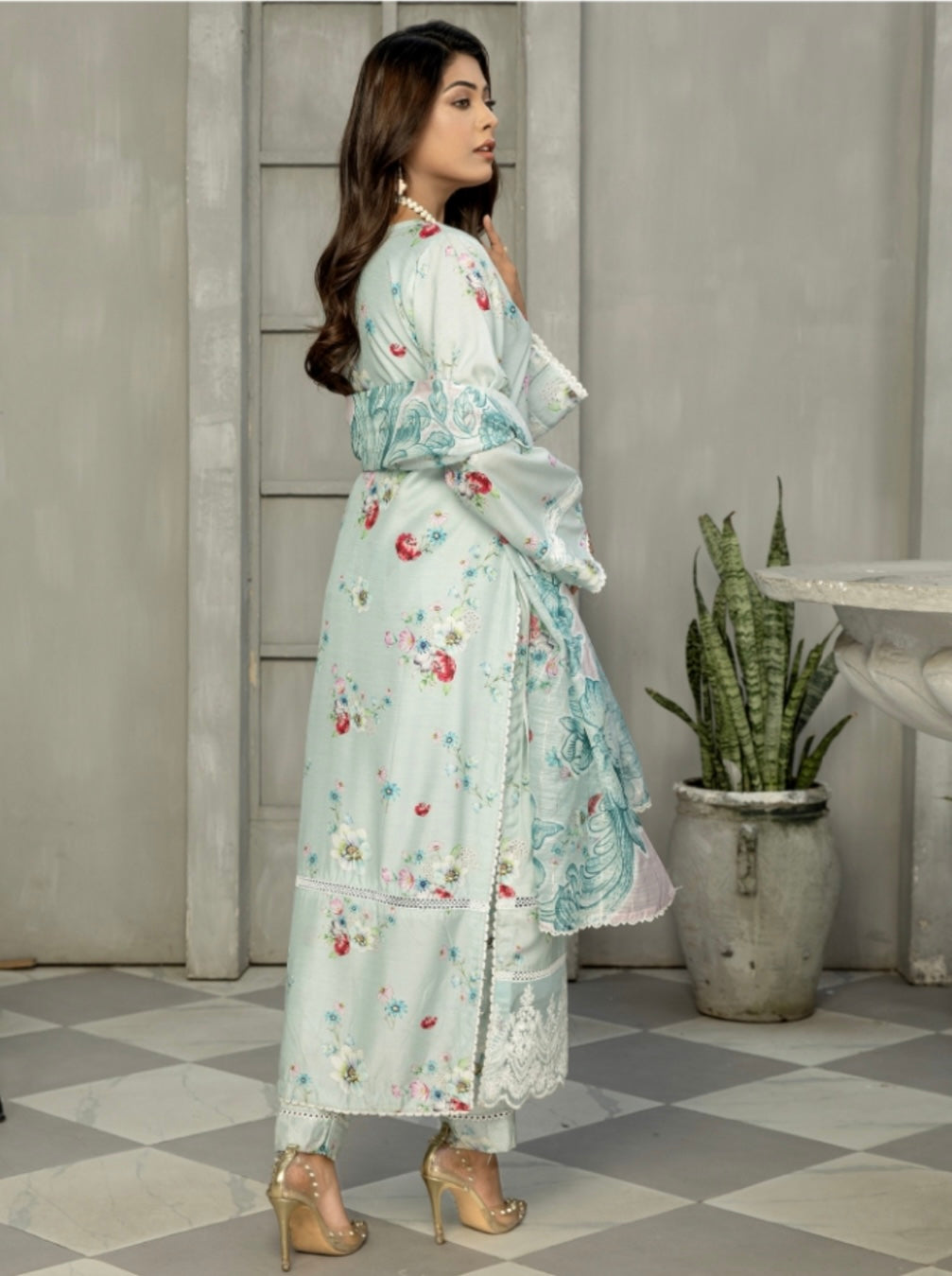SEHAR BY SIMRANS | EMBROIDERED VISCOSE 3PC READYMADE | SV0133
