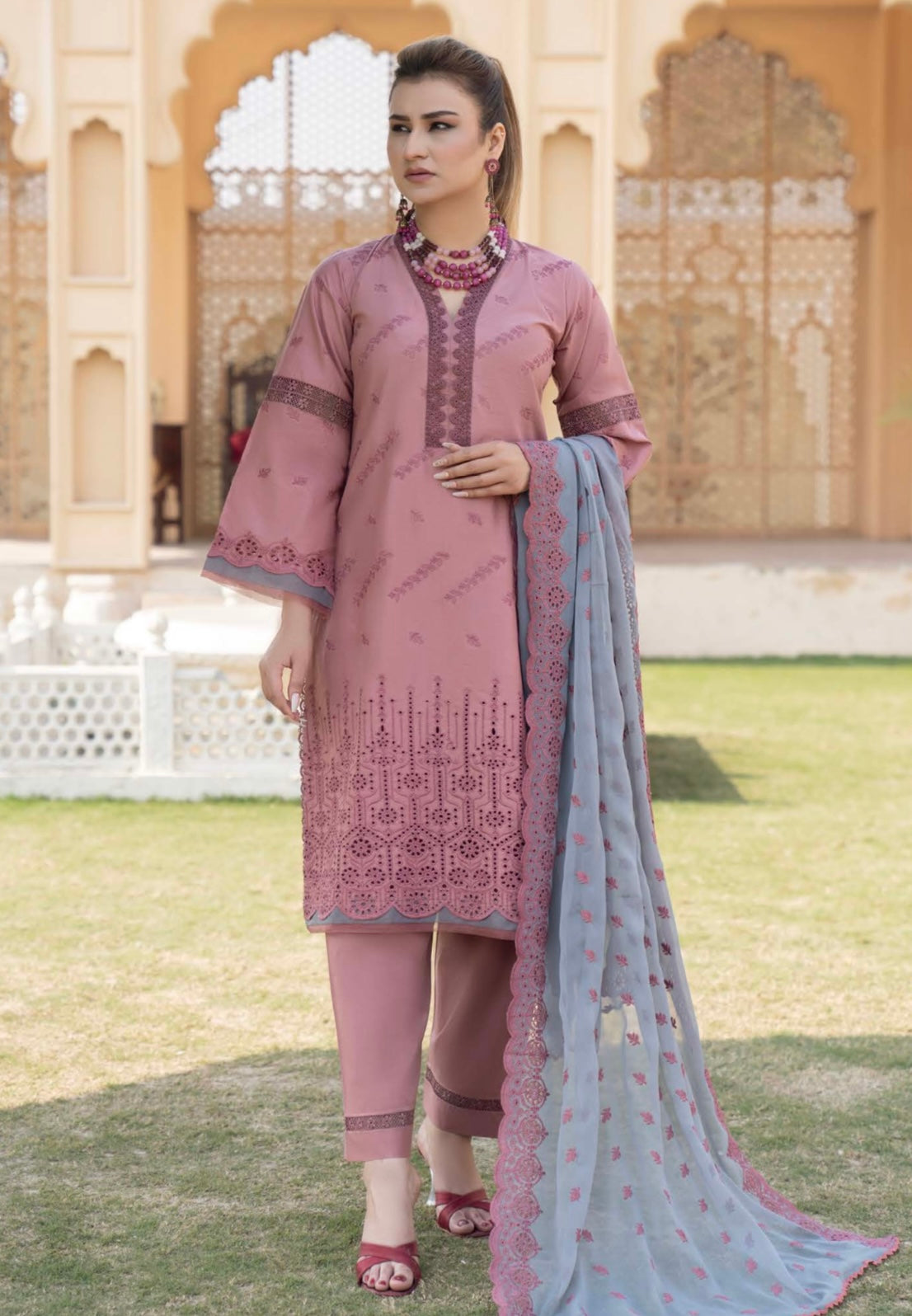 MUNIRA | SHIFLY HEAVY EMBROIDERED LAWN READYMADE | D|05