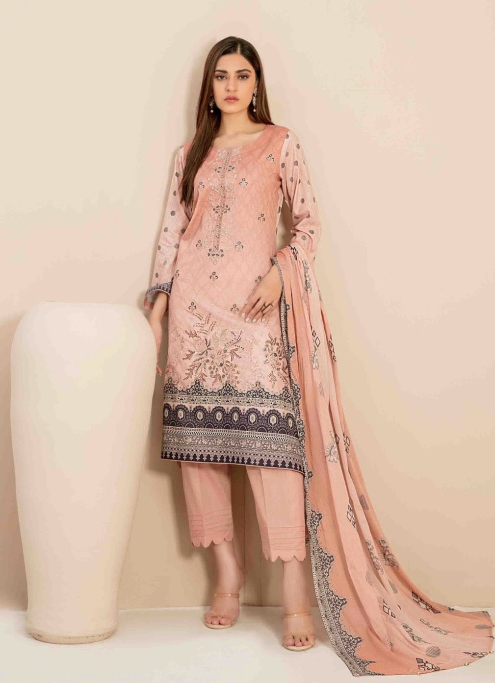 TAWAKKAL 3PC EMBROIDERED LAWN UNSTITCHED AYZEL : 07