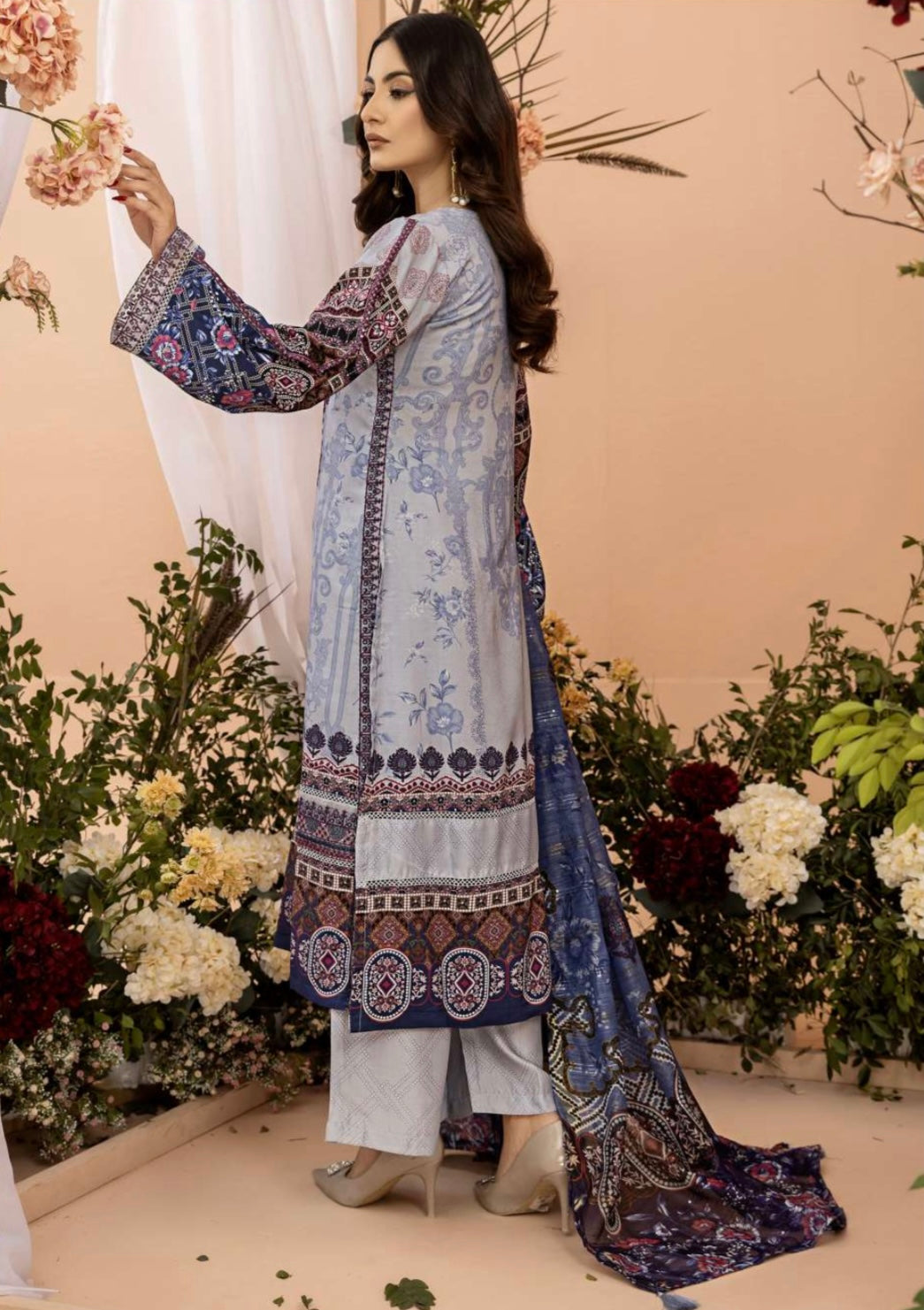 ZOHA BY SIMRANS DIGITAL EMBROIDERED SUiTS 3PC READYMADE- ZBSL-233