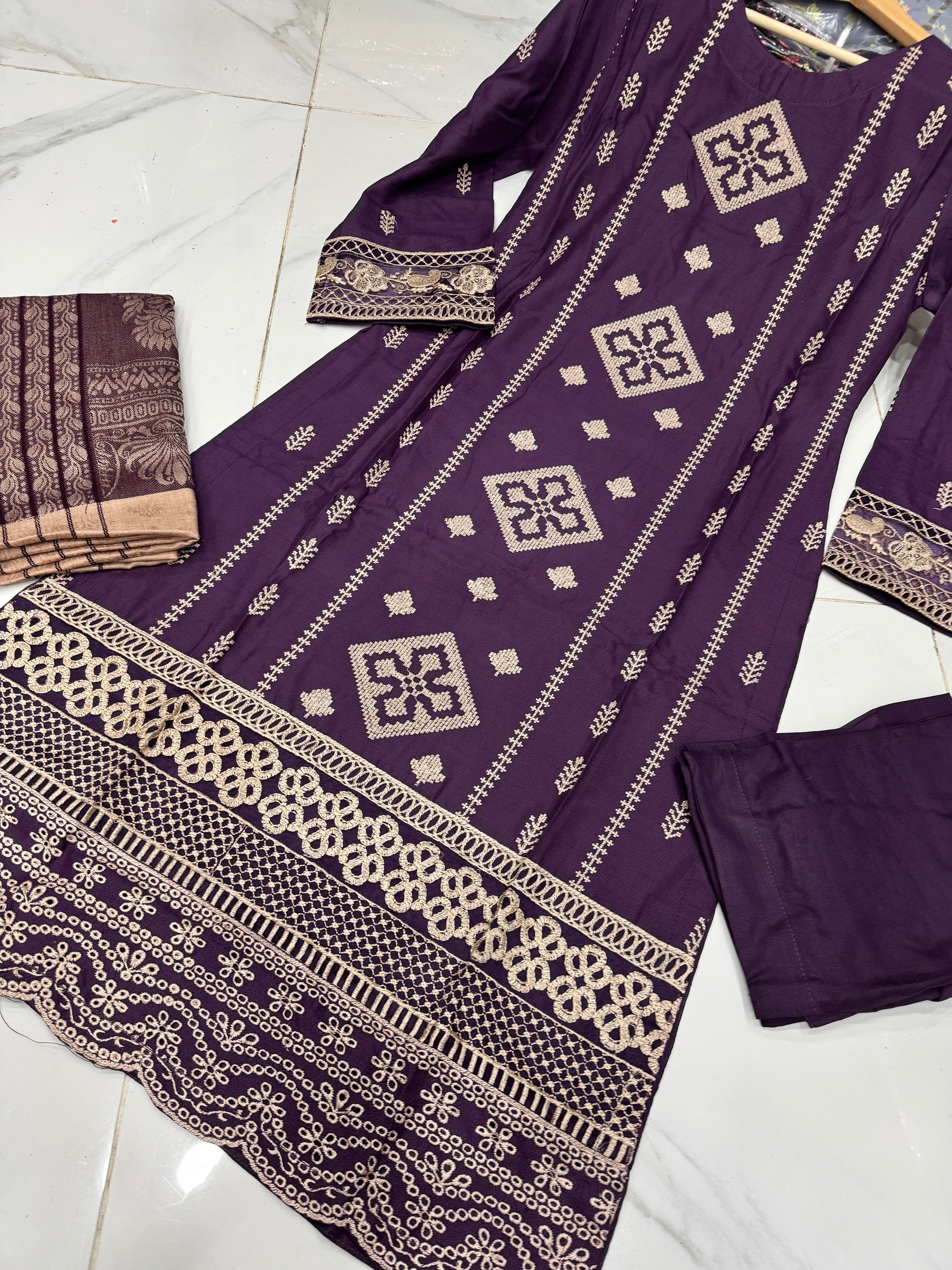 BAREEZE’ | EMBROIDERED DHANAK READYMADE | BD121