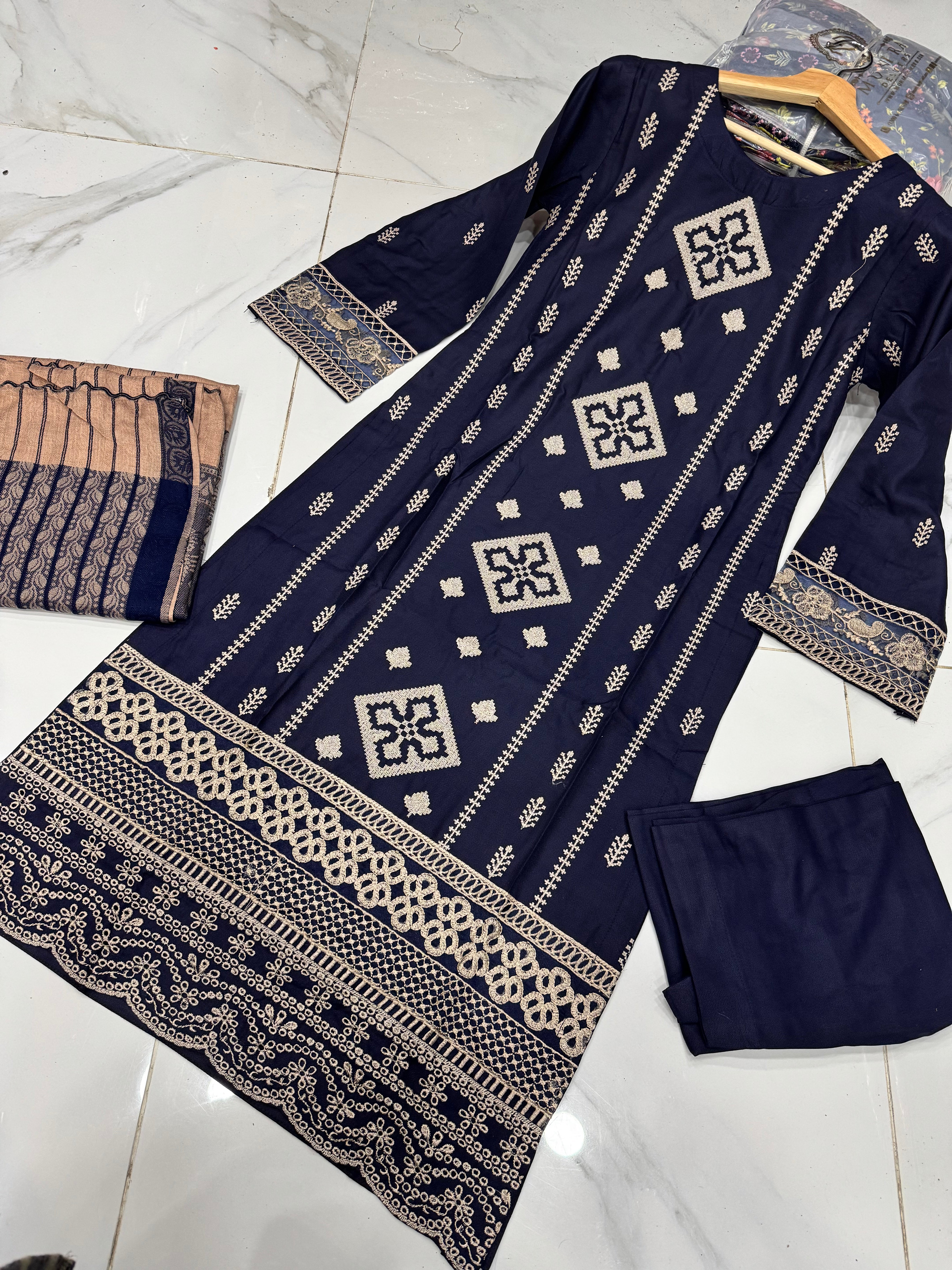 BAREEZE’ | EMBROIDERED DHANAK READYMADE| BDR123