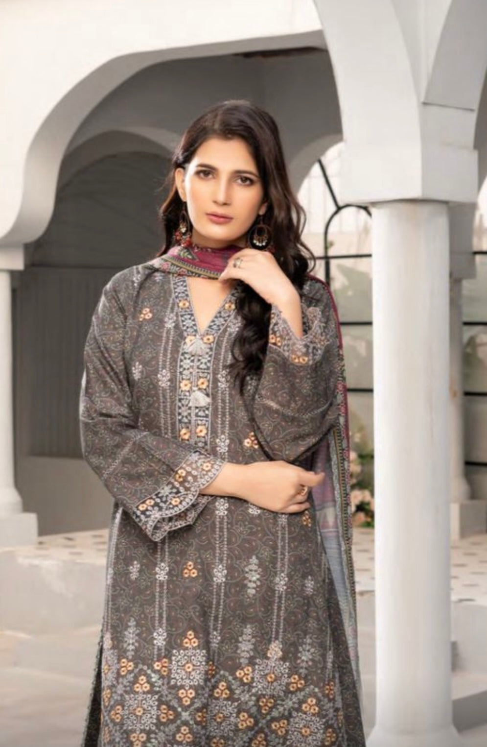 MUNIRA | EMBROIDERED DHANAK WOOL SHAWL READYMADE | MBL05