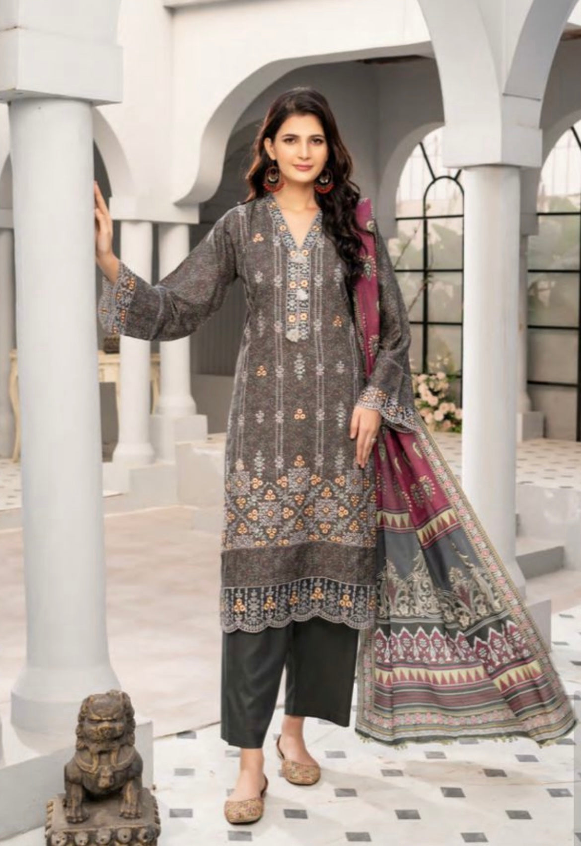 MUNIRA | EMBROIDERED DHANAK WOOL SHAWL READYMADE | MBL05