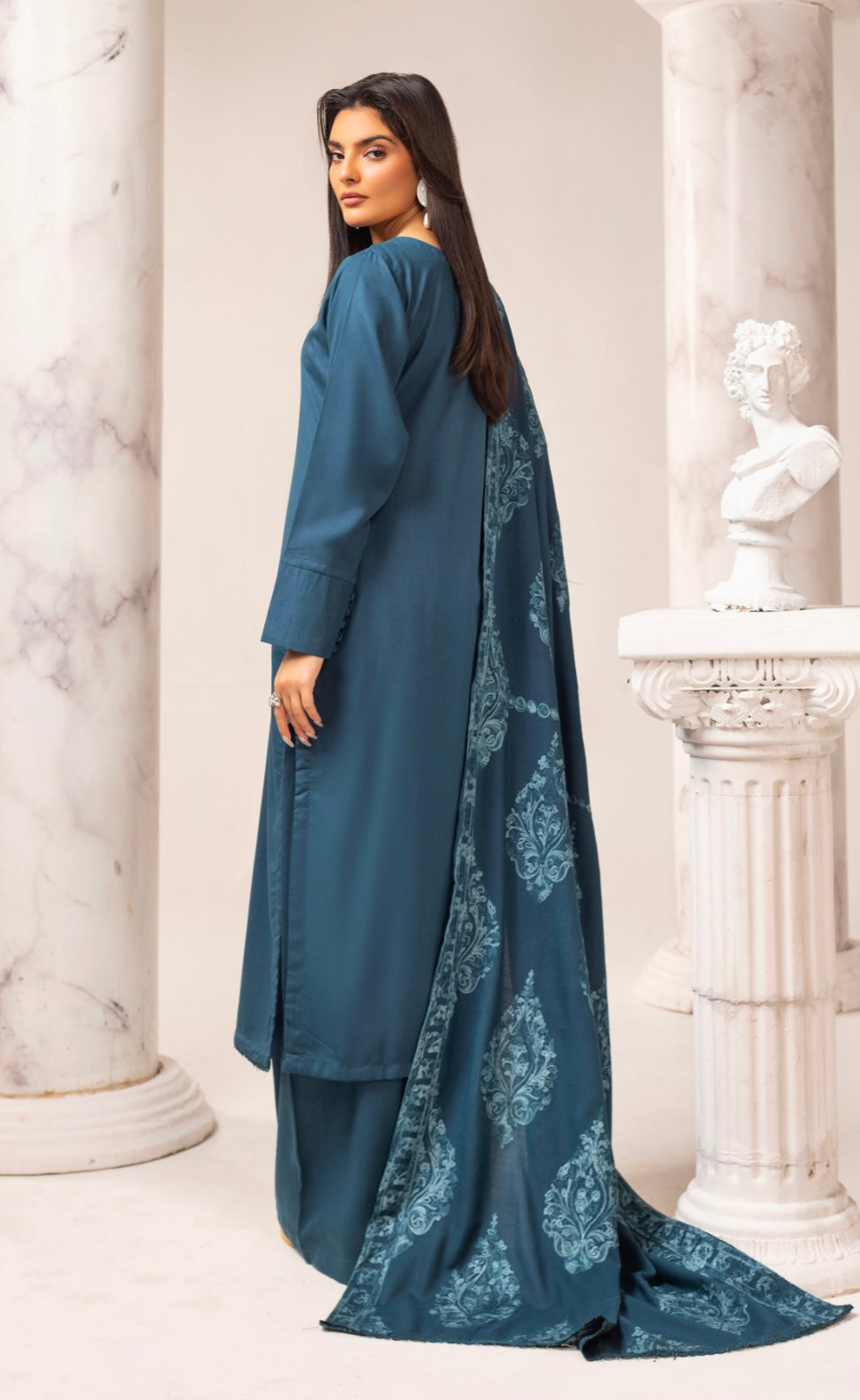 SIMRANS ‘AZURE’ | EMBROIDERED DHANAK READYMADE | SM801 (TEAL)