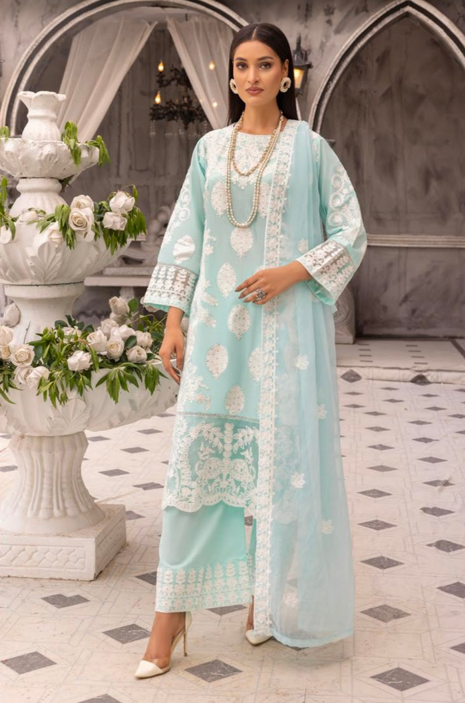 SIMRANS ‘KISMET’ | EMBROIDERED LINEN HANDWORK READYMADE | SM762