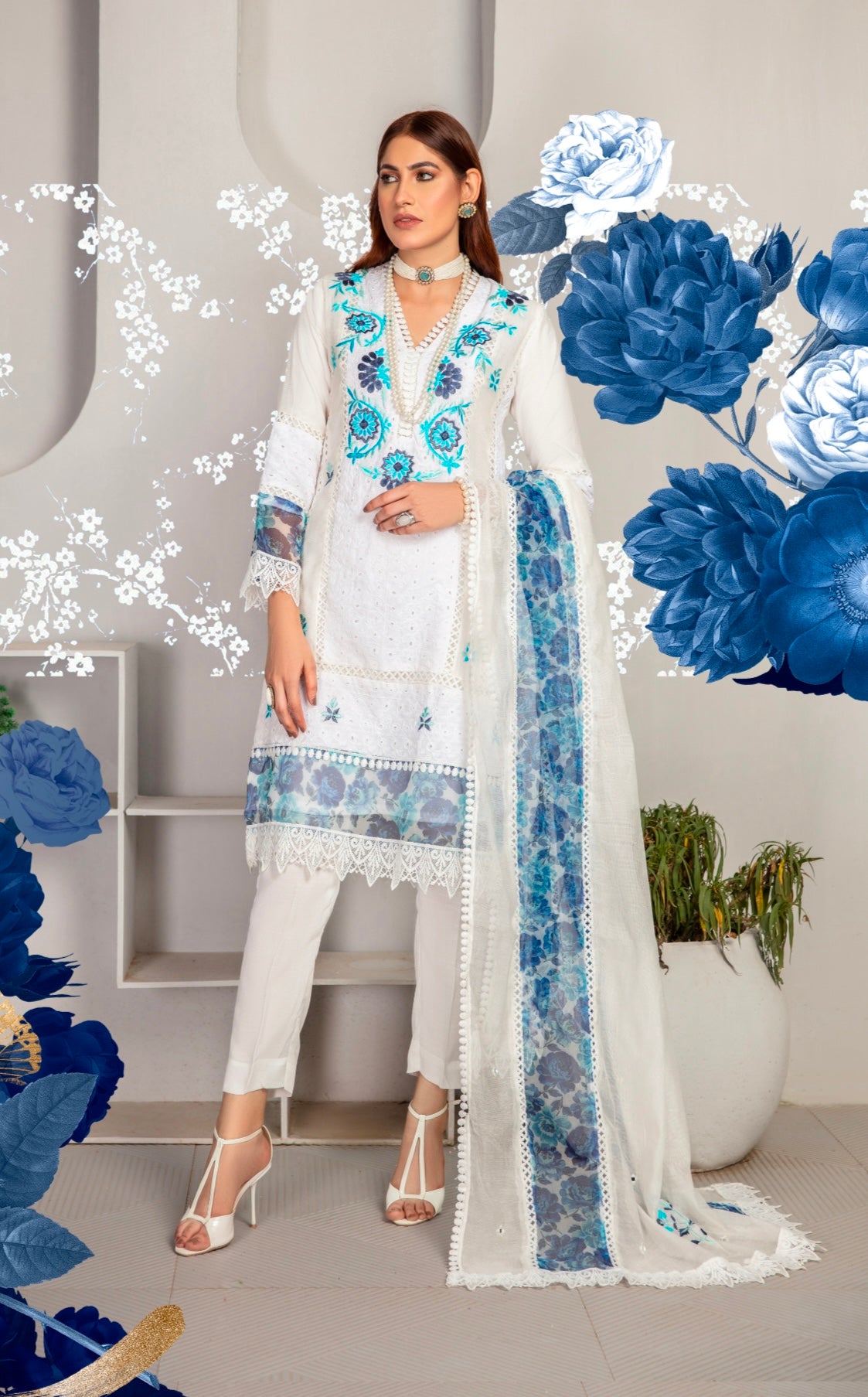 SIMRANS ‘SUFFUSE’ | EMBROIDERED KARANDI LINEN READYMADE | SM754