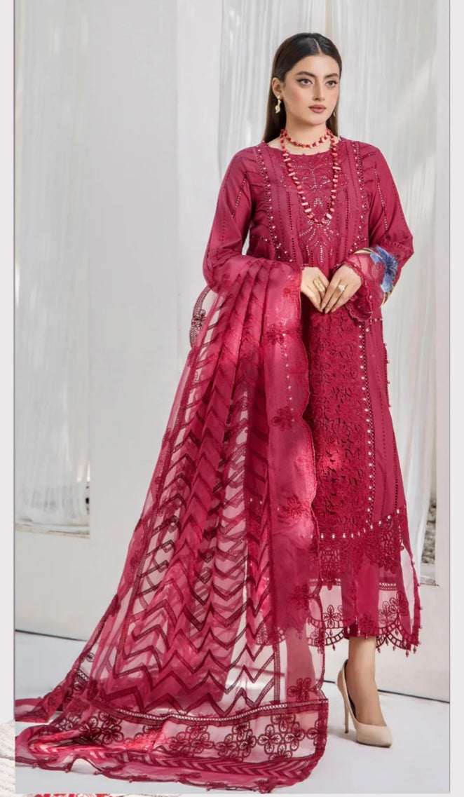 SIMRANS ‘MARIA LUX’ | EMBROIDERED LINEN READYMADE | SM768