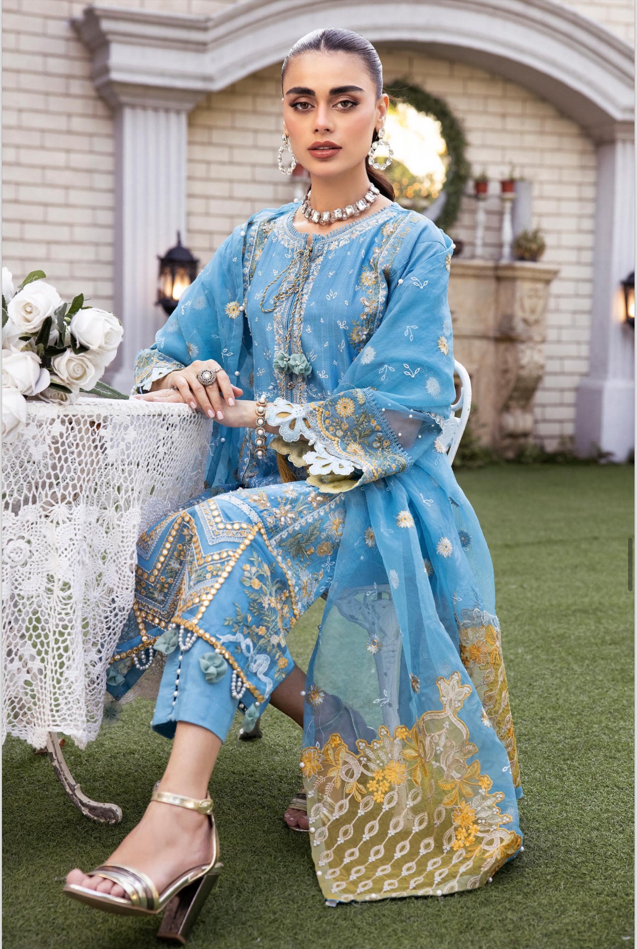 SIMRANS EID LUXURY JACQUARD LAWN MOTHER DAUGHTER:kids 3PC READYMADE SMD4536