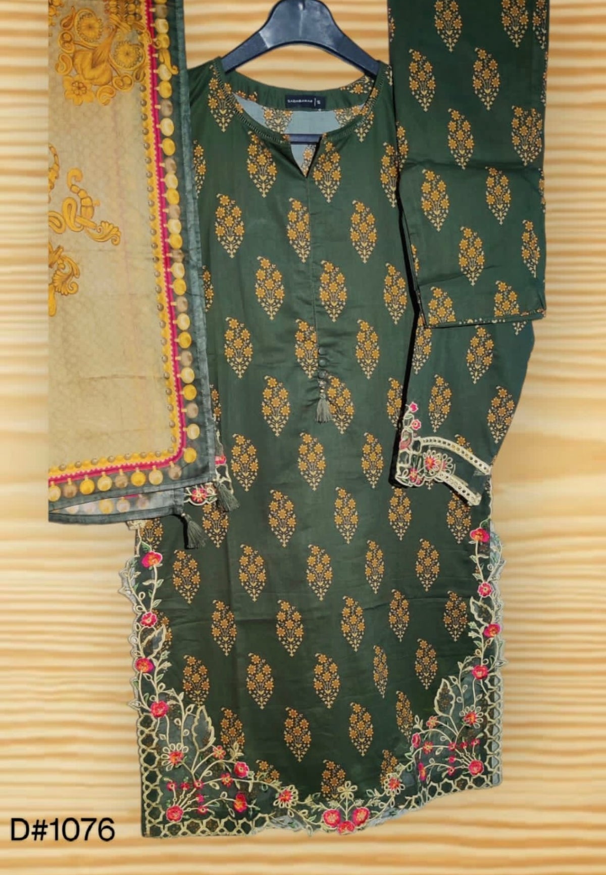 BIN SAEED Sadabahar Cutwork Cambric Collection D#1043