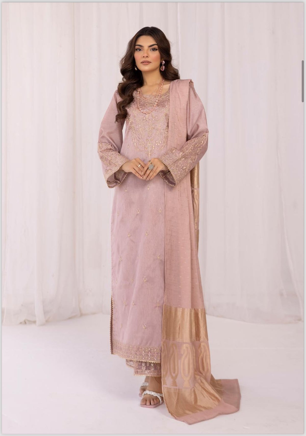 SIMRANS ‘HUSSAIN REHAR’ | EMBROIDERED RAW SILK READYMADE | SM321