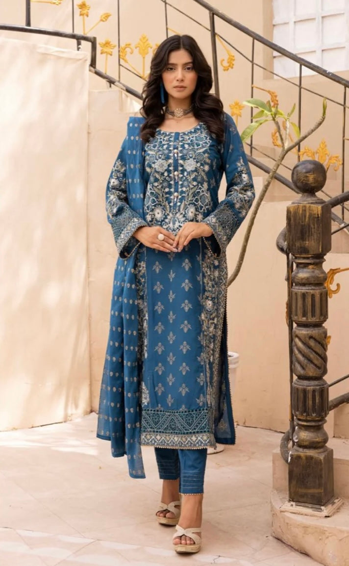 SIMRANS EID SPECIAL ‘DUAA NUR’ | EMBROIDERED JACQUARD READYMADE | SM113