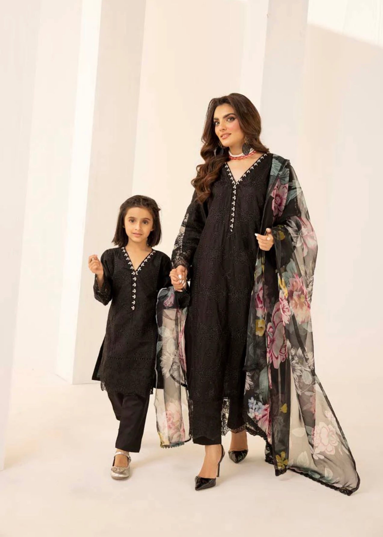 SIMRANS ‘KYLIE’ | EMBROIDERED CHIKANKARI MOTHER & DAUGHTER/kids READYMADE | SM461