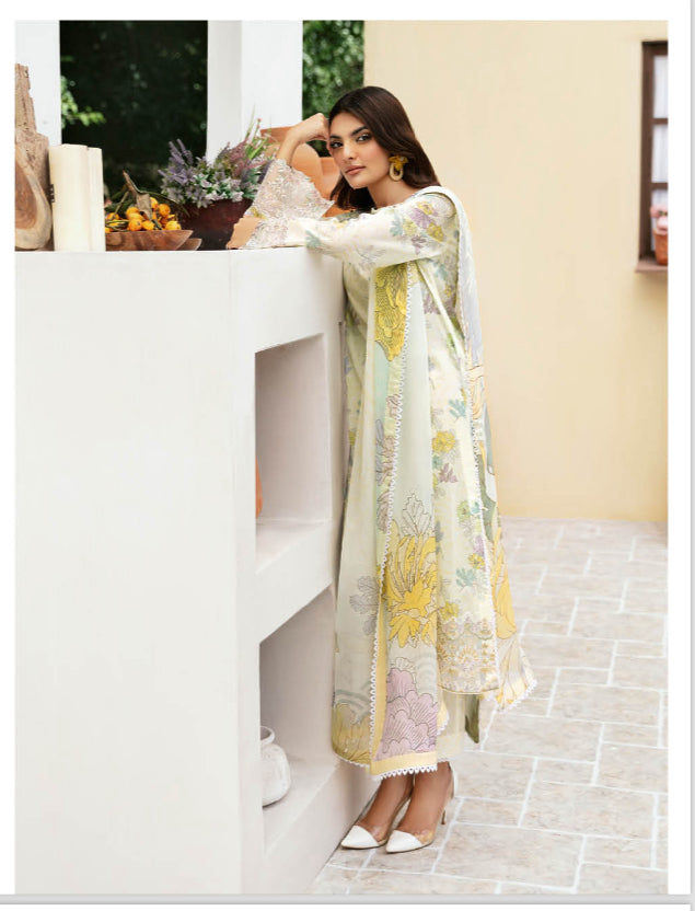 RAMSHA ‘RANGREZ’ | EMBROIDERED LAWN READYMADE | L1102