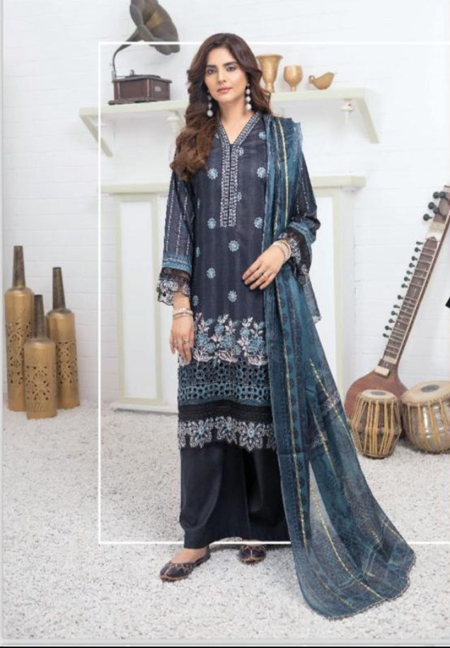 MUNIRA | EMBROIDERED LAWN READYMADE | MUL08