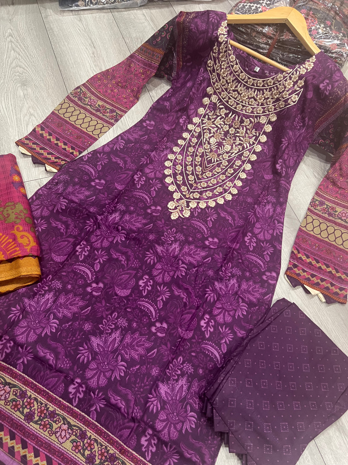 MARIA B INSPIRED | EMBROIDERED 3PC DHANAK READYMADE MBDR-306