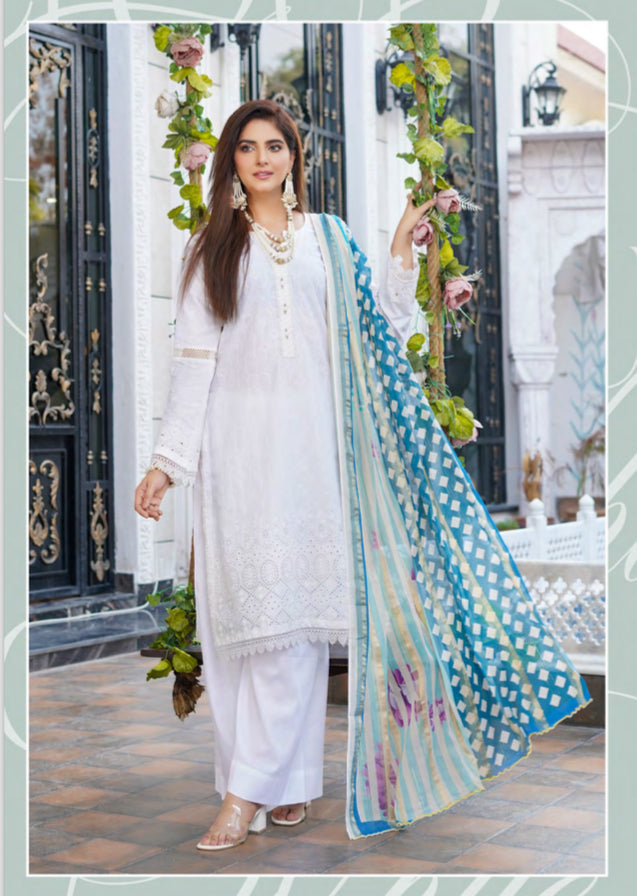 MUNIRA | EMBROIDERED LAWN READYMADE | MVL05