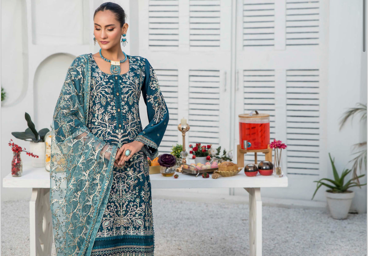 MUNIRA | EMBROIDERED CHIFFON 3PC READYMADE | MFL01