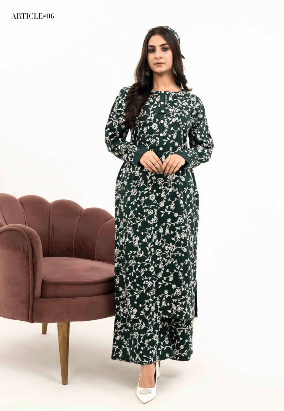 SIMRANS Dhanak Fully Embroidered 2 Pc Co-ords Set in Green article-02