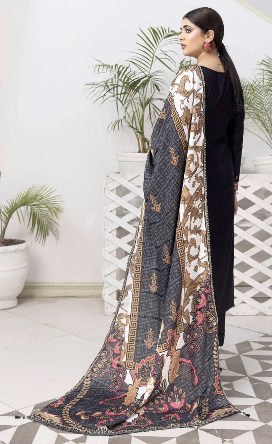 SIMRANS MAHI Dhanak Embroidered 3 Piece Winter Outfit With Shawl MSH01