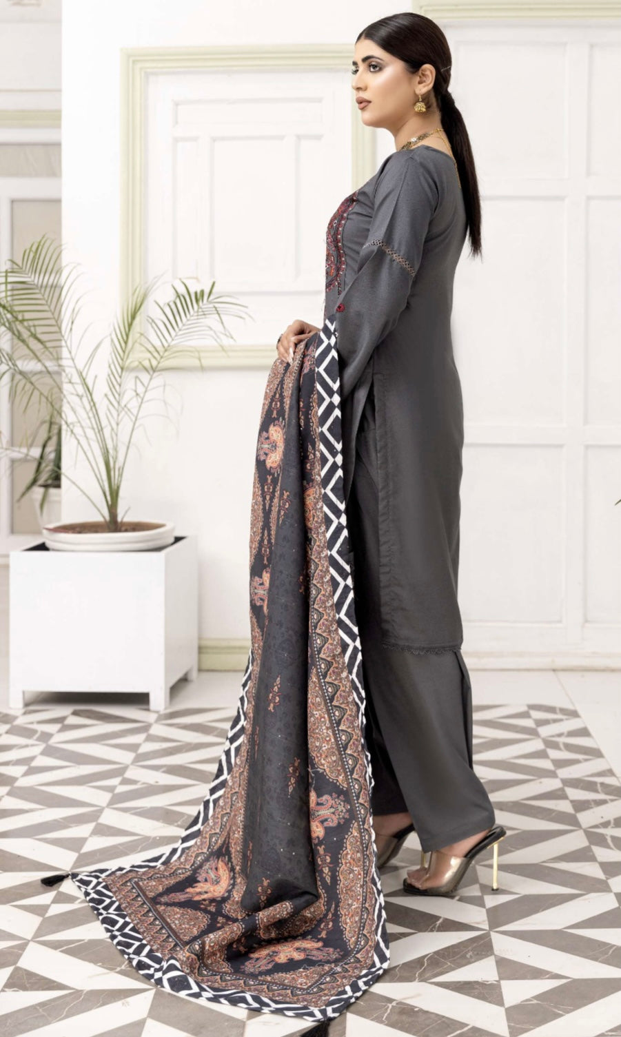 SIMRANS MAHI Dhanak Embroidered 3 Piece Winter Outfit With Shawl MSH04