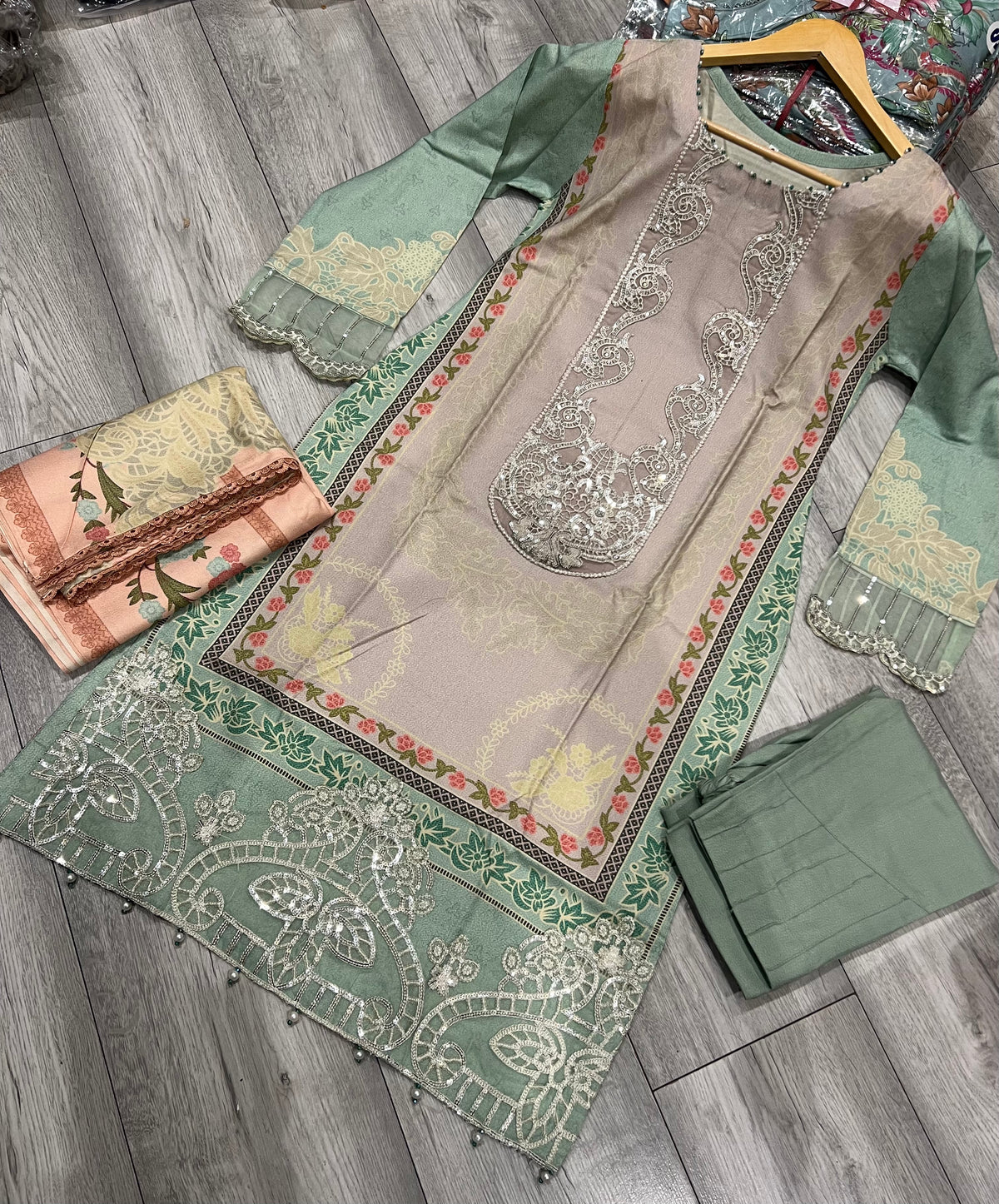 NISHAAT | EMBROIDERED 3PC DHANAK READYMADE | NED201
