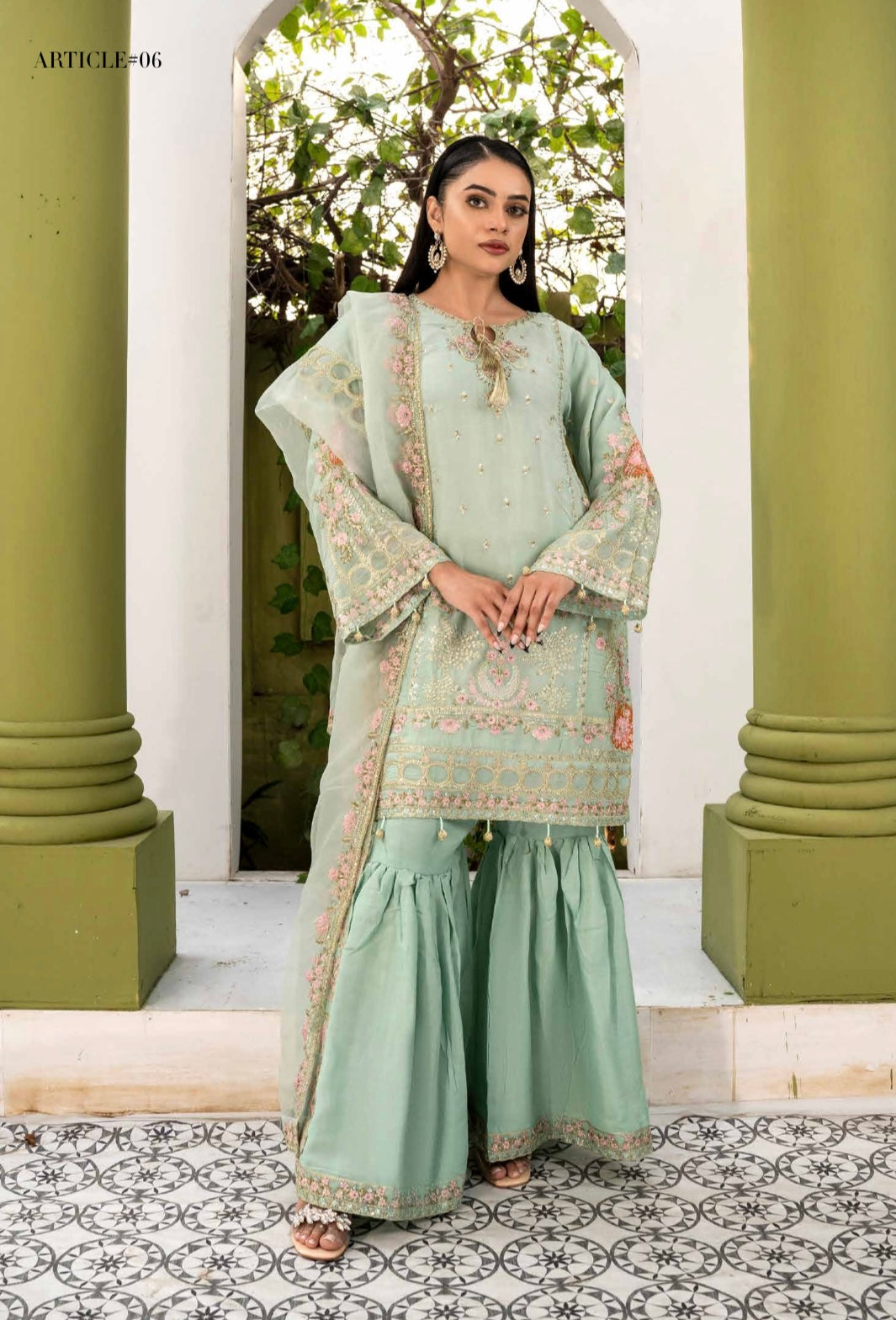 ESME-FESTIVE-EDIT BY SIMRANNS EMBROIDERED CHIFFON READYMADE E3797