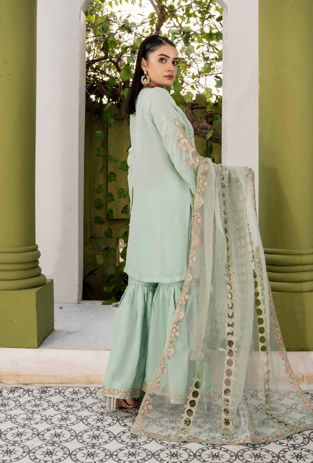 ESME-FESTIVE-EDIT BY SIMRANNS EMBROIDERED CHIFFON READYMADE E3797