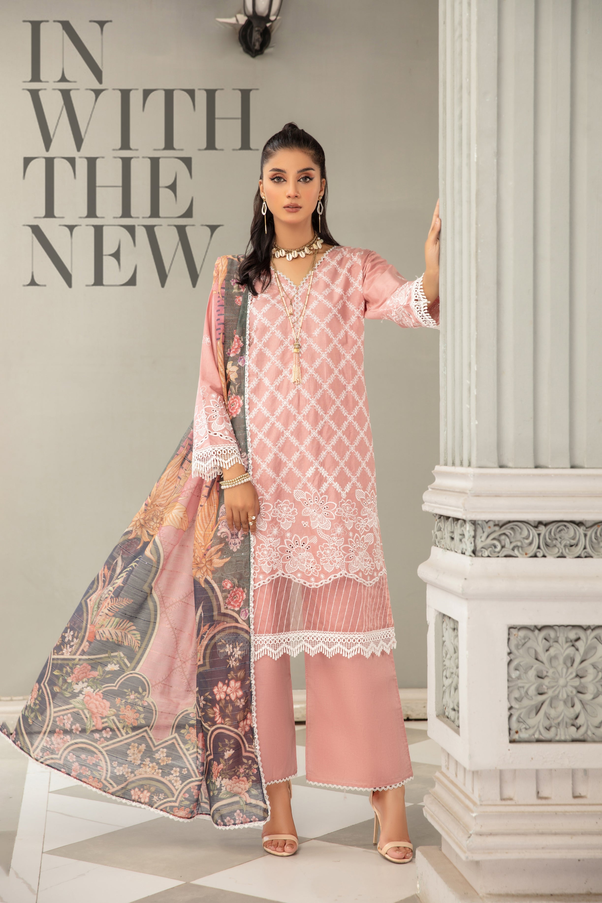 SIMRANS ‘KOHAAR’ | EMBROIDERED CHIKENKARI 3PC READYMADE | SM462