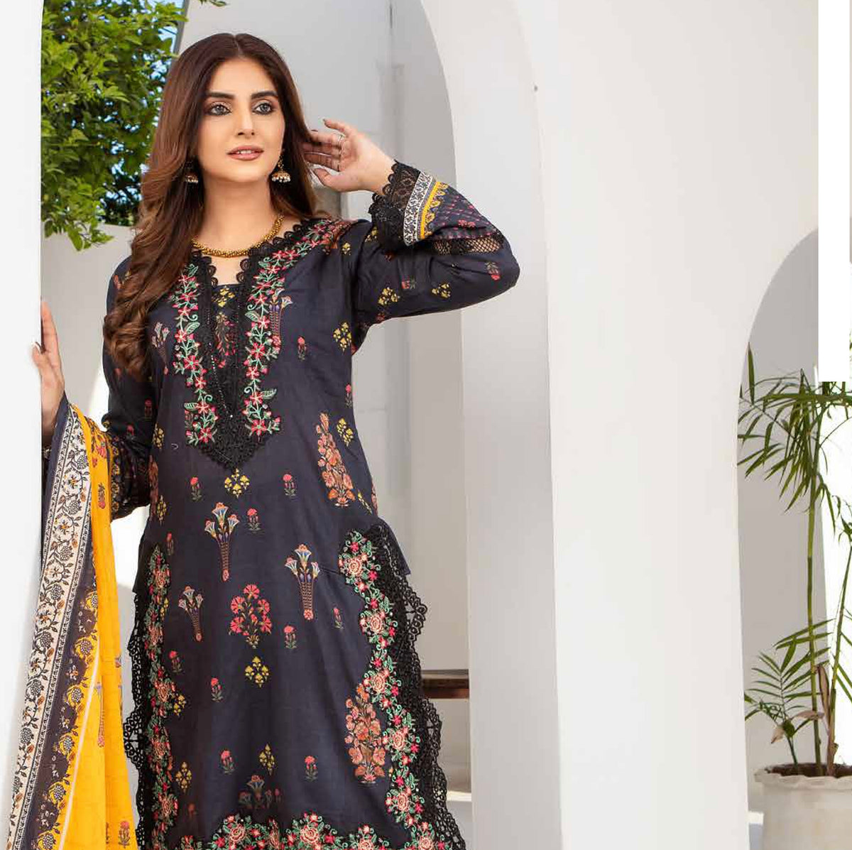 MUNIRA | EMBROIDERED LAWN READYMADE | MTL05