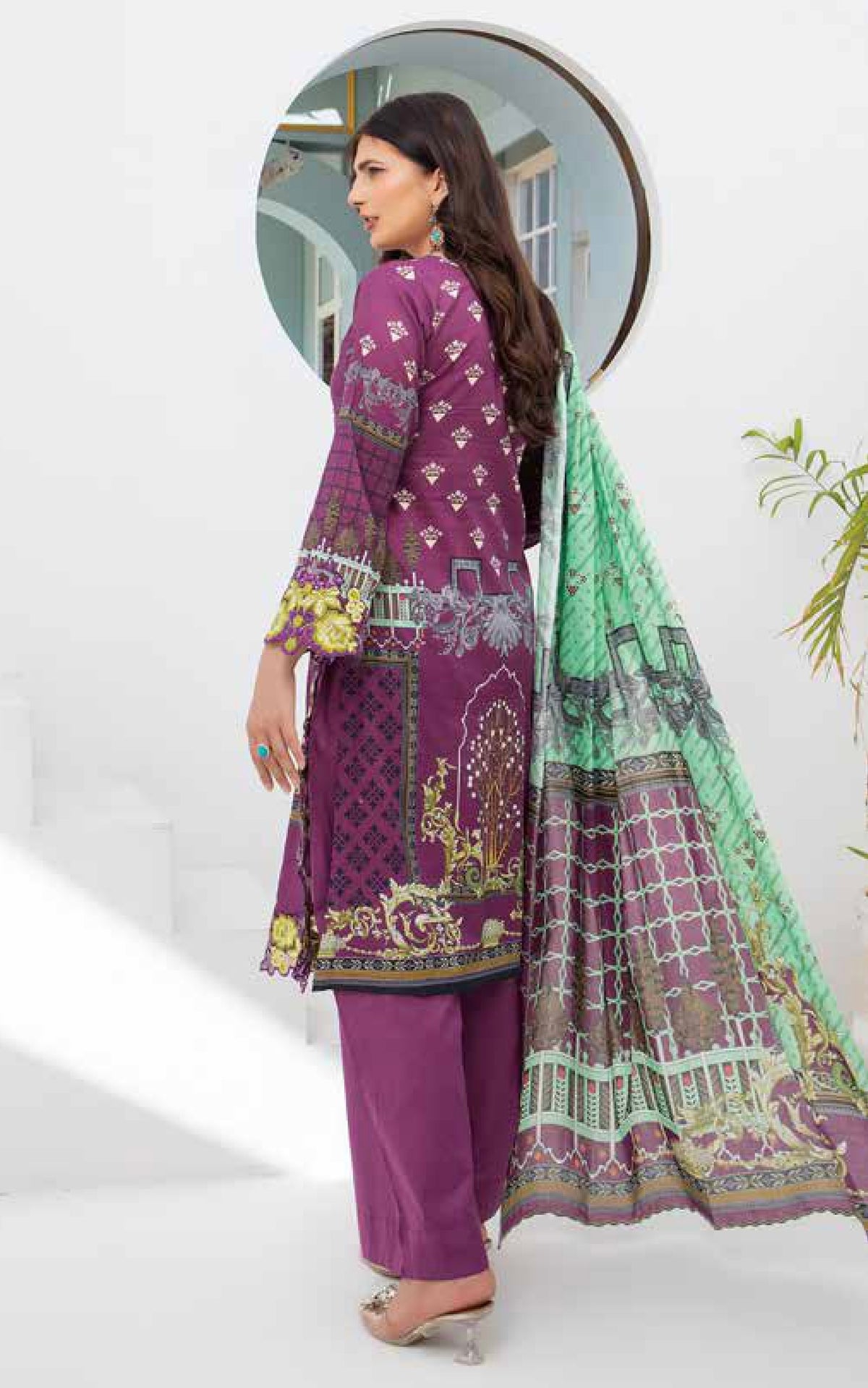 MUNIRA | EMBROIDERED LAWN READYMADE | MTL02