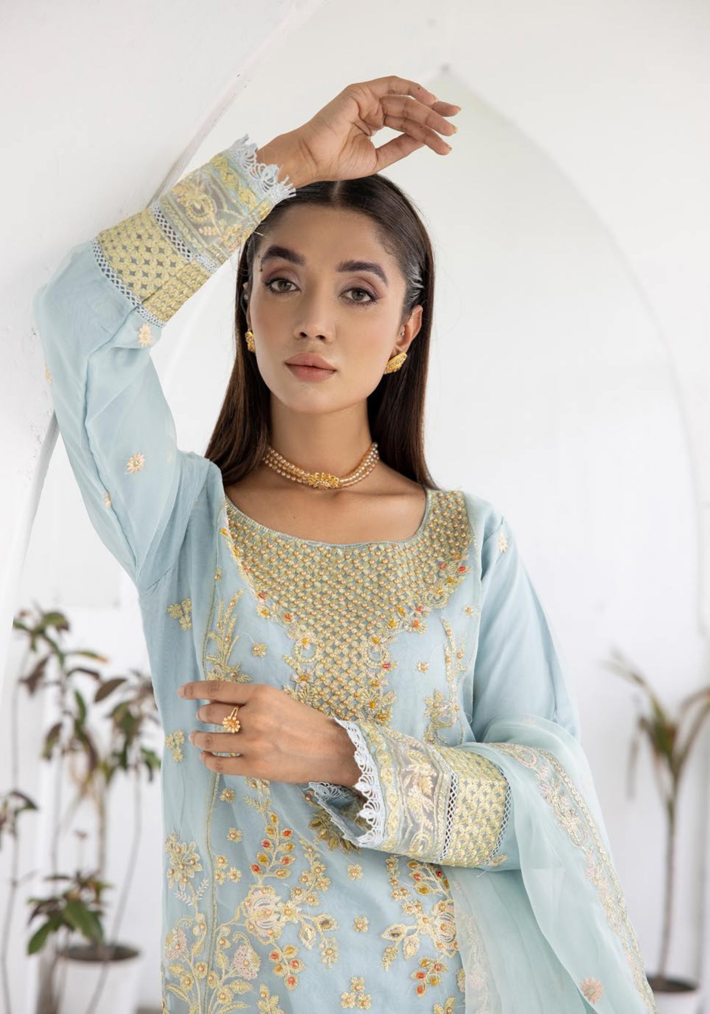 NOOR BY SIMRANS LUXURY HANDWORK COLLECTION READYMADE 4564