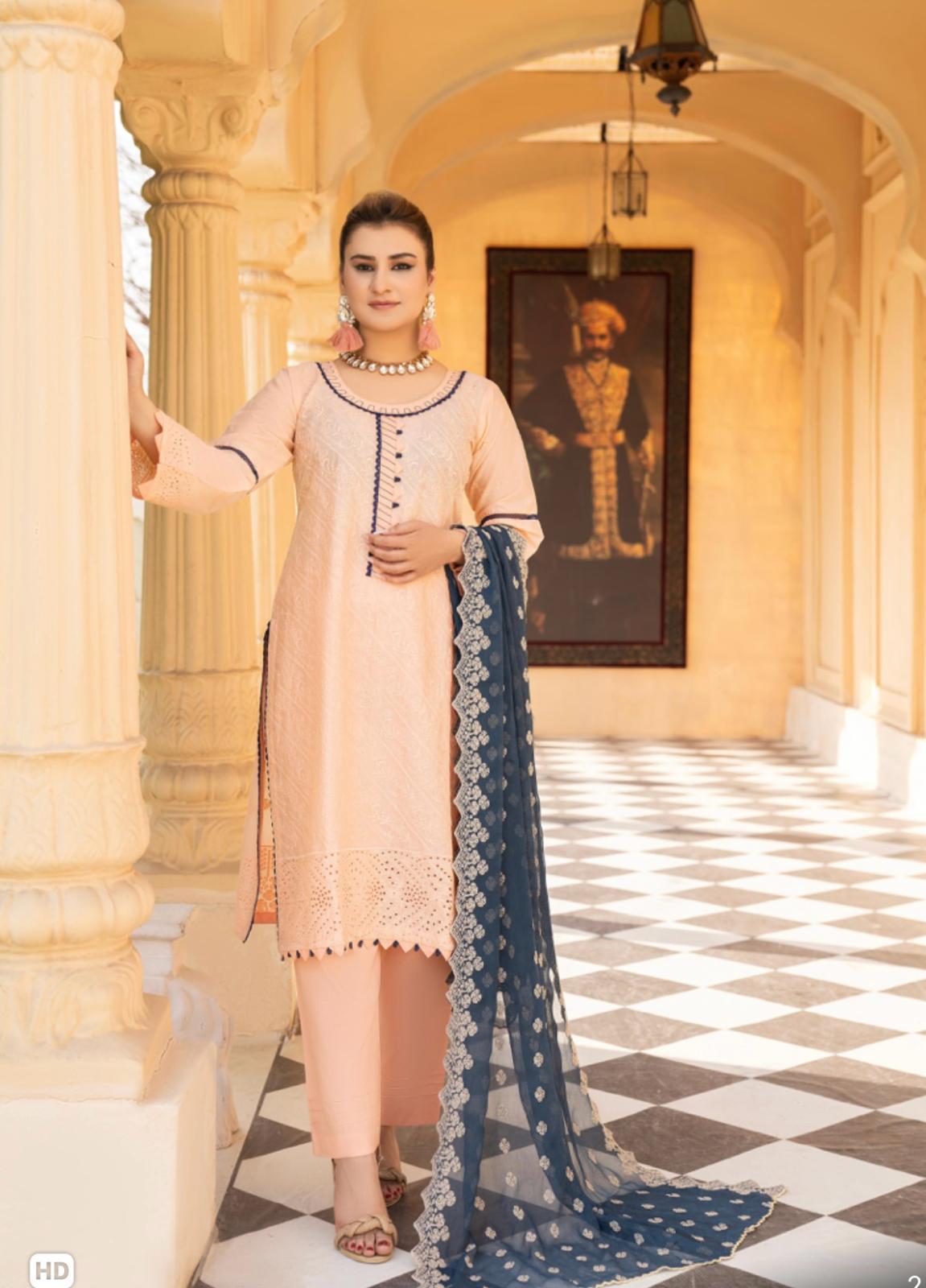 MUNIRA | EMBROIDERED LAWN READYMADE | MRL04