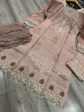 NISHAT 3PC DIGITAL EMBROIDERED LAWN READYMADE | NDPL060